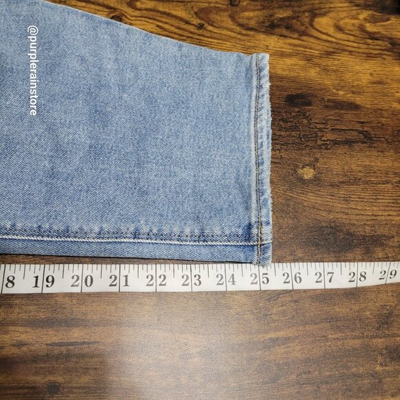 American Eagle Jeans Size 18 S Curvy Mom High Rise Medium Light Wash Denim - Picture 11 of 13